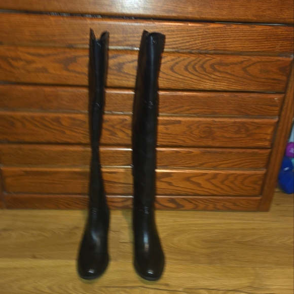 Black Vincent camuto boots - Picture 3 of 8